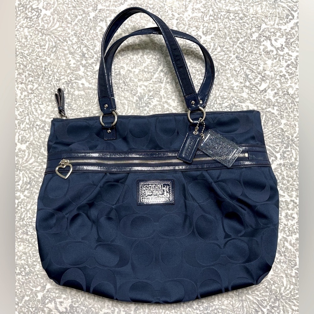 Coach Poppy Signature Shoulder Tote